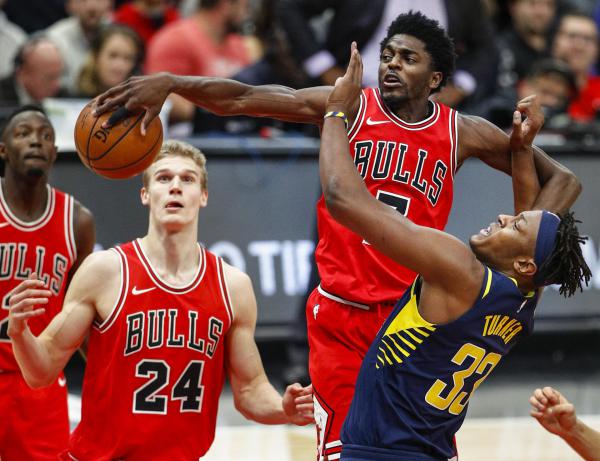 车辆处于静止状态被撞，是否应承担责任？